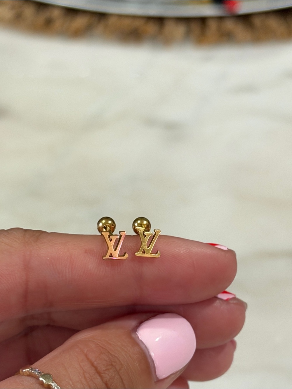 Gold LV Stud Earrings stainless steel - Picture 3 of 4